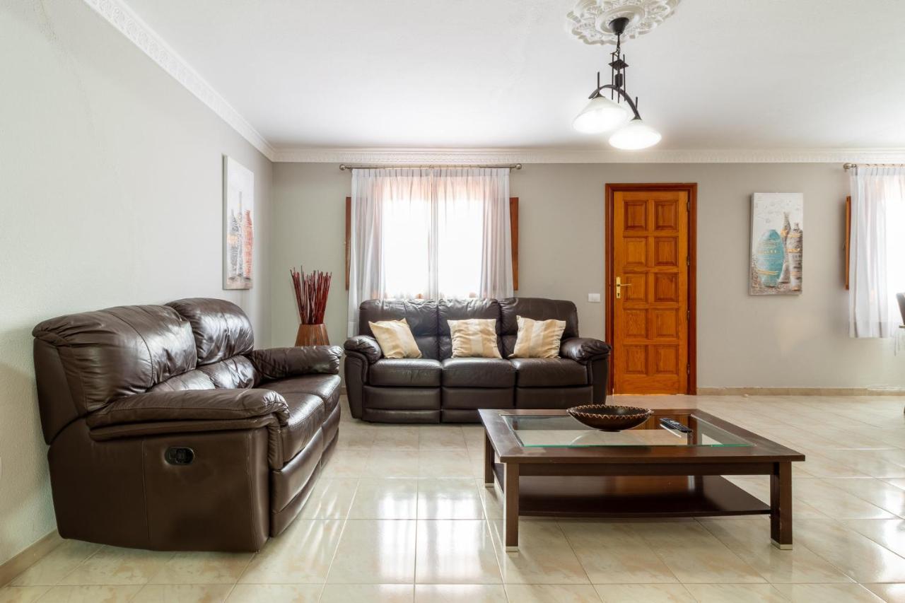 Casa Marjoes - Terrace, BBQ&Parking Villa Moya  Bagian luar foto