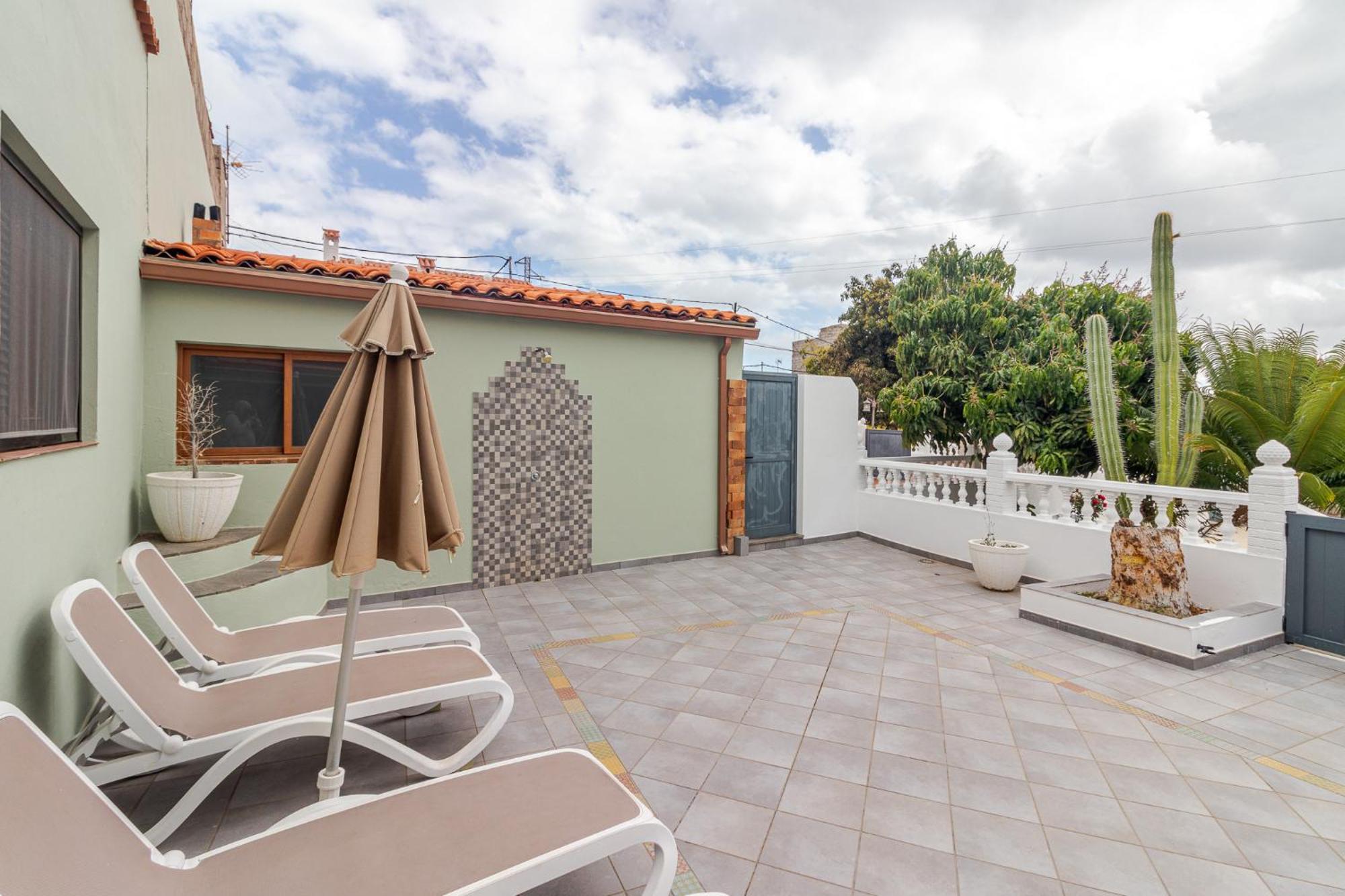 Casa Marjoes - Terrace, BBQ&Parking Villa Moya  Bagian luar foto