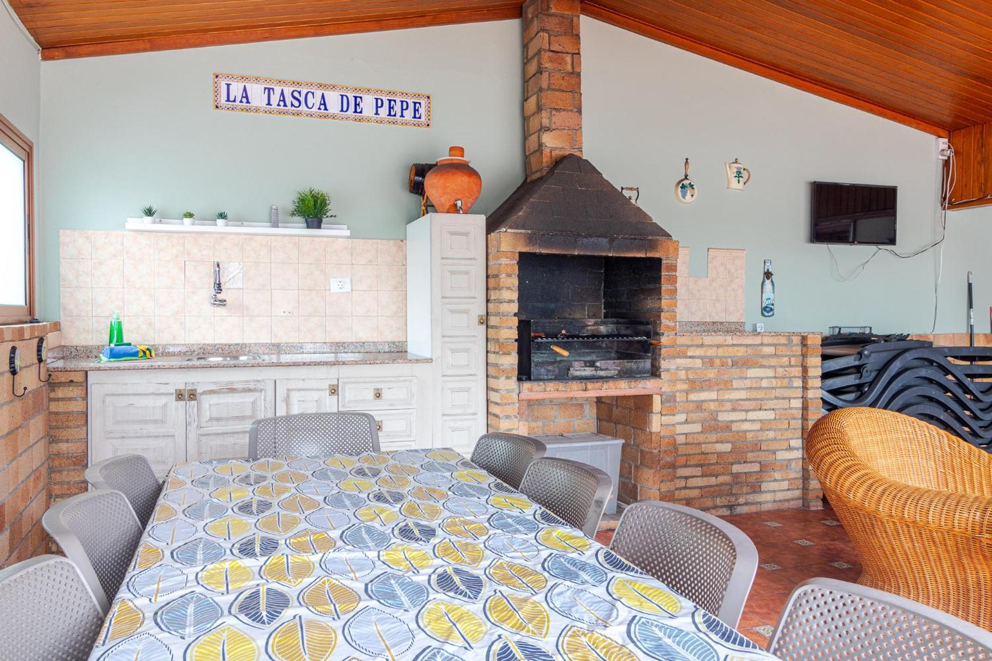 Casa Marjoes - Terrace, BBQ&Parking Villa Moya  Bagian luar foto