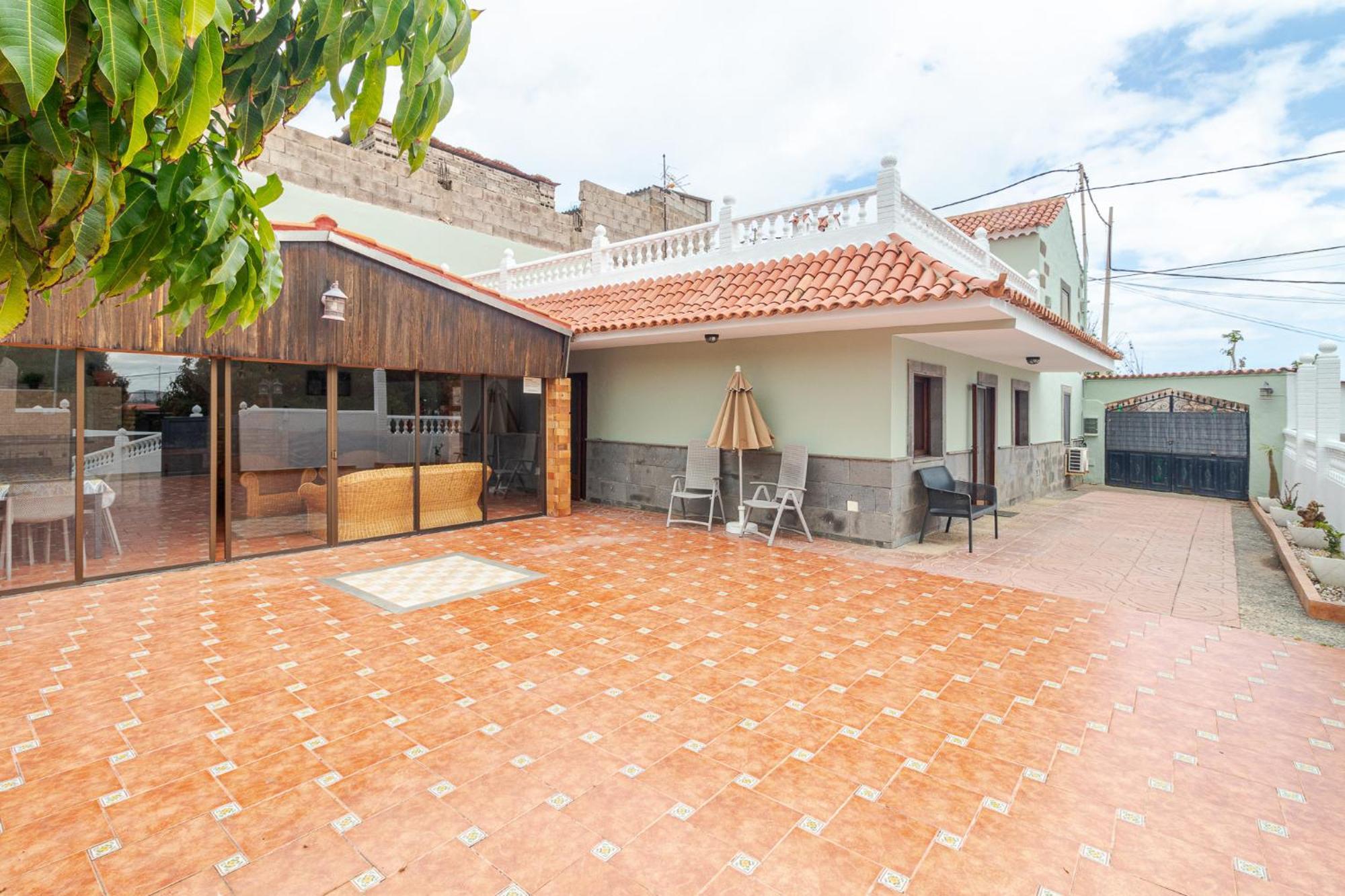 Casa Marjoes - Terrace, BBQ&Parking Villa Moya  Bagian luar foto