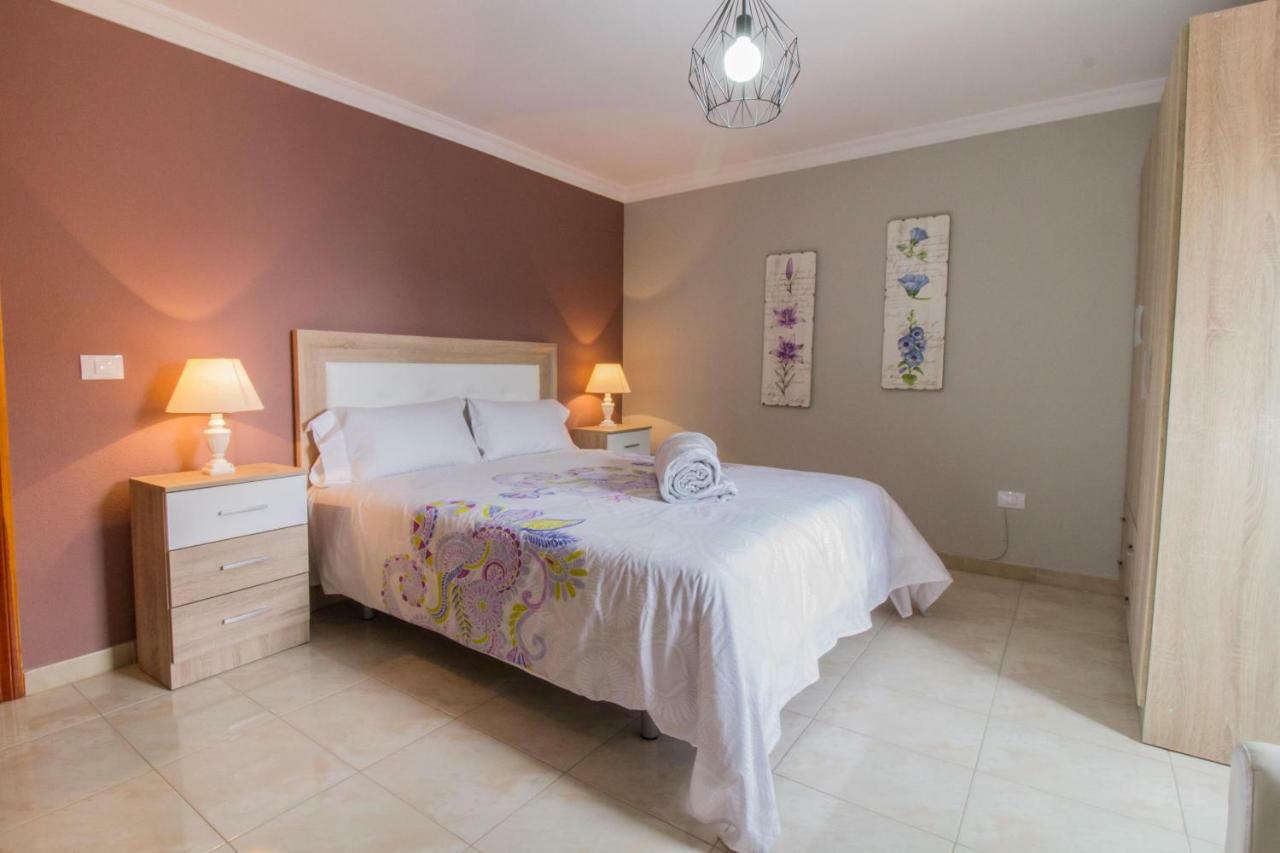 Casa Marjoes - Terrace, BBQ&Parking Villa Moya  Bagian luar foto