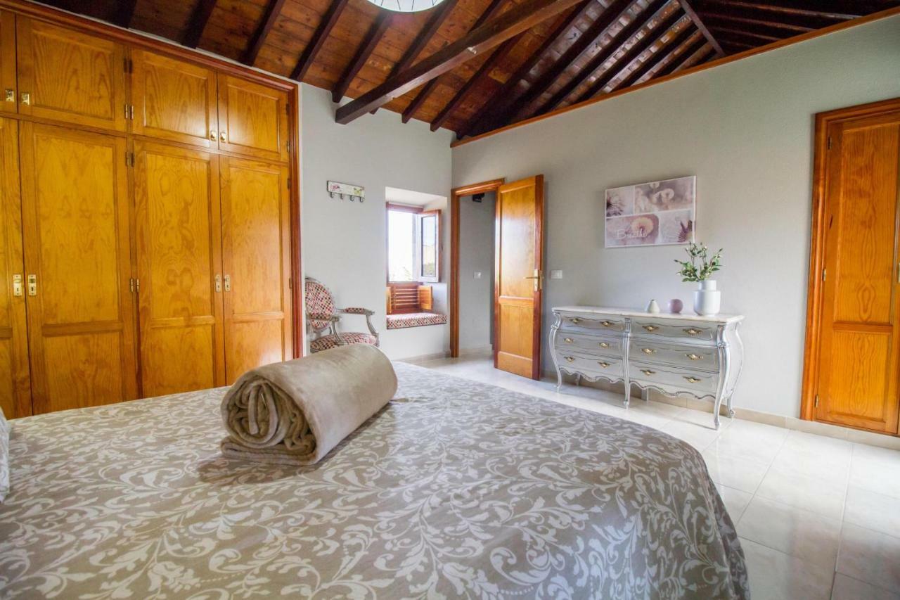Casa Marjoes - Terrace, BBQ&Parking Villa Moya  Bagian luar foto